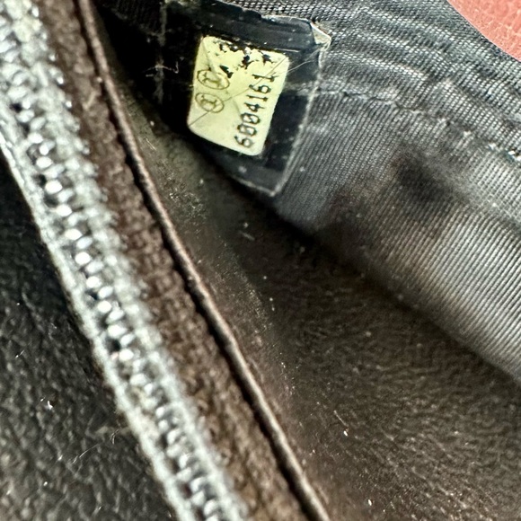 CHANEL black leather wallet crossbody bag with chain and charm - Picture 15 of 16